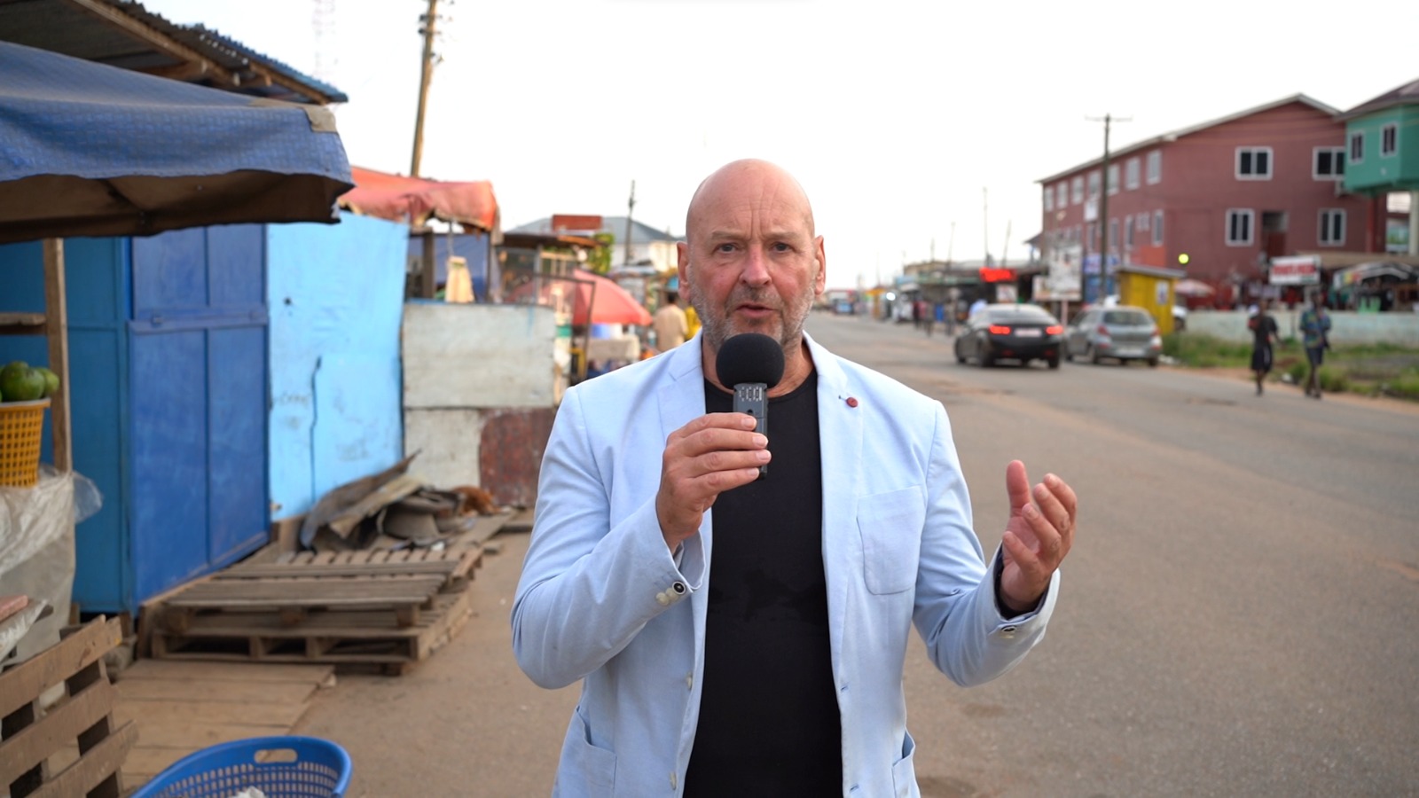 Ralf Beekveldt over laaggeletterdheid in Afrika